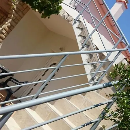 Apartment Vir Апартаменты *