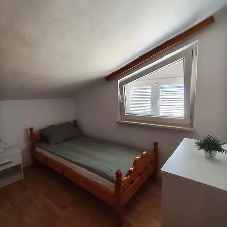 Apartment Vir Διαμέρισμα